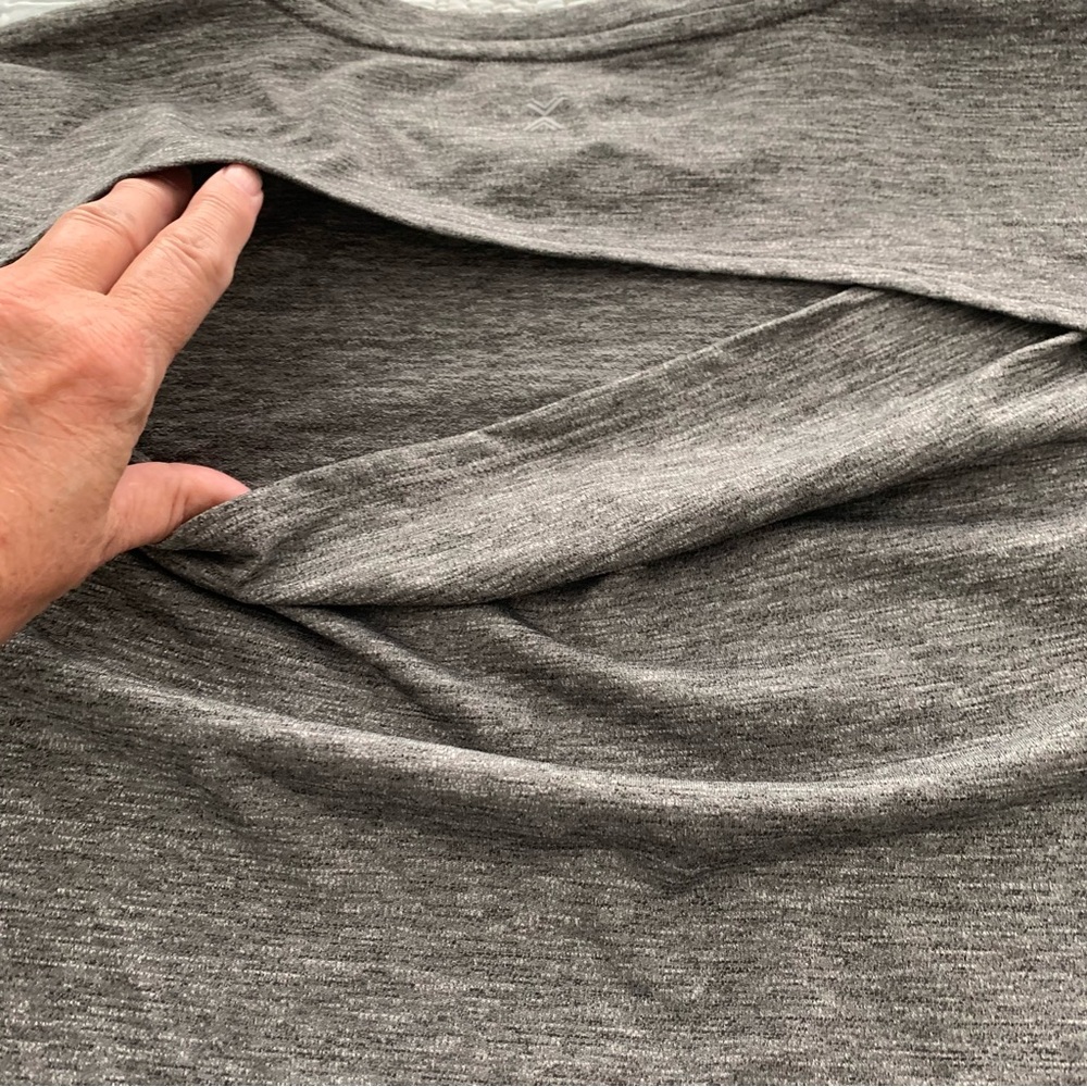 Xersion Women’s Gray Long Sleeve Workout Shirt Size XXL - Picture 4 of 15